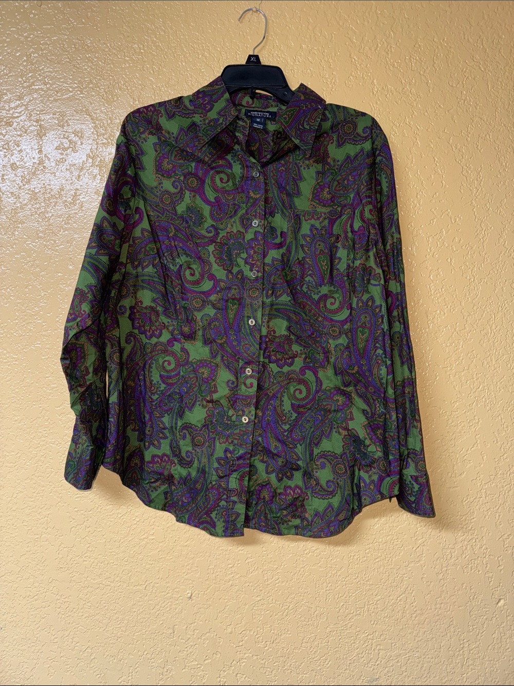 Jones New York Green Paisley Button-Up Blouse with Purple Accents